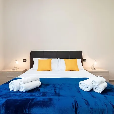 Luna House Апартаменты Специя